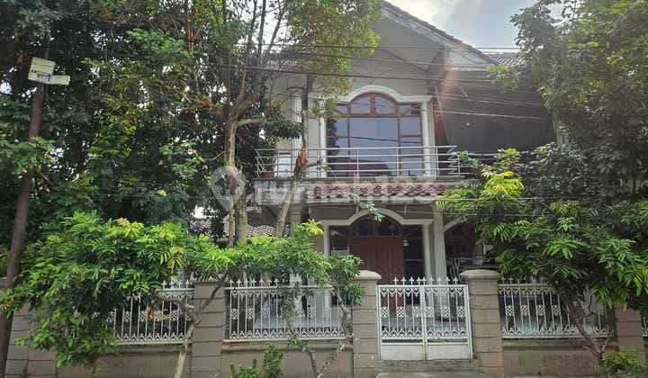 Rumah Cantik dan Asri di Pamulang, Tangsel