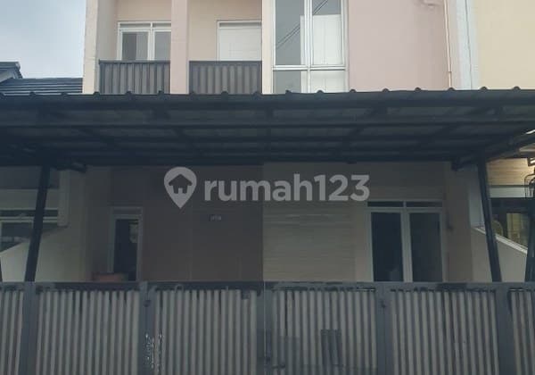 Rumah Cantik di Pamulang Park , Tangerang