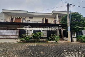 Rumah Megah di Bukit Nusa Indah , Ciputat. Tangsel