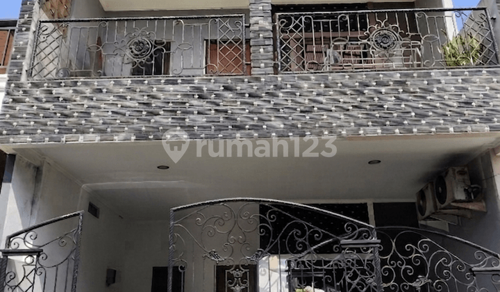 2-Story Ready-to-Occupy House in Graha Pajajaran Near Summarecon Bogor Toll