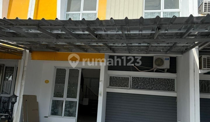 Dijual Rumah Siap Huni 2 Lantai Berlokasi di Modernland