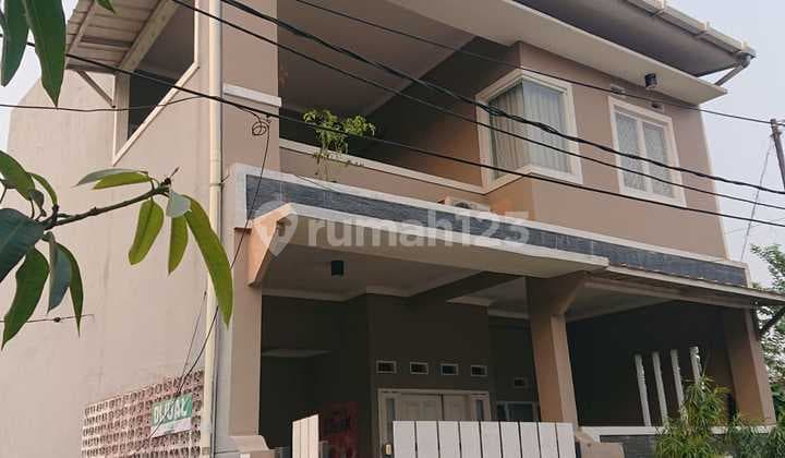 Di Jual Rumah di Kiwi Residence, Graha Raya Bintaro, Siap Huni