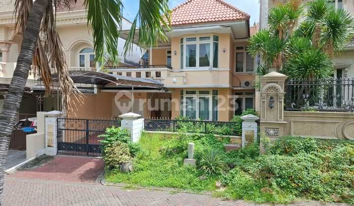 Rumah Daerah Elit Graha Family Bebas Banjir