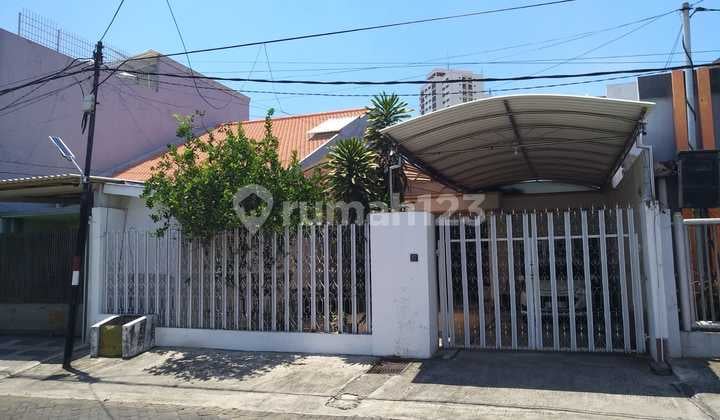 Rumah Terawat Siap Pakai Harga Bersahabat Di Surabaya Barat