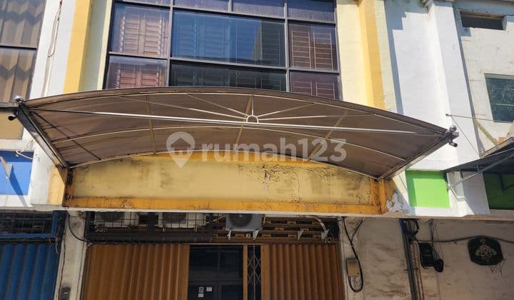 Jual Ruko Siap Pakai Yg Terawat Surat Hgb Sampai 2035 Hadap Barat Ada Ac 4