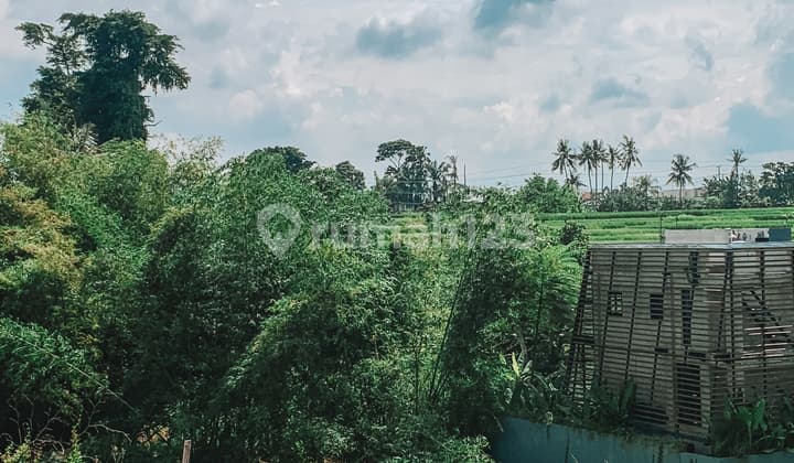 Tanah Strategis Tumbak Bayuh - Zona Kuning Lingkungan Villa Mewah