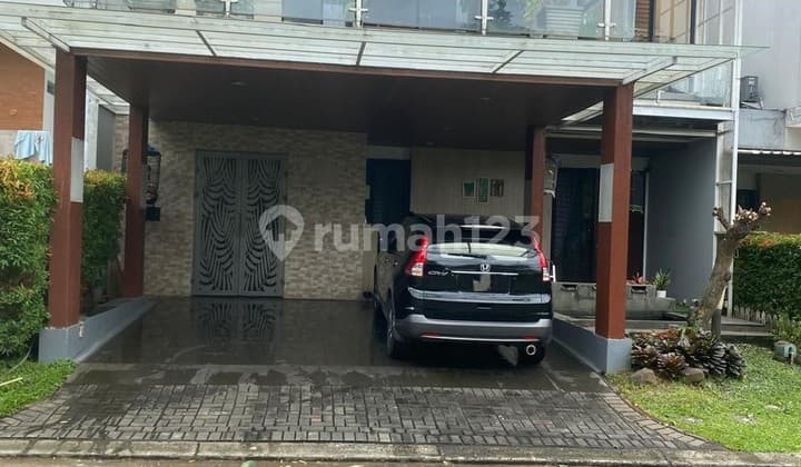 Dijual Rumah Cantik Strategis di Bsd Tangerang