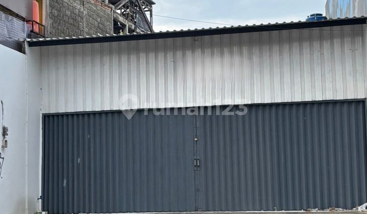 Disewakan Ruko Pinggir Jalan Raya di Pondok Gede Bekasi