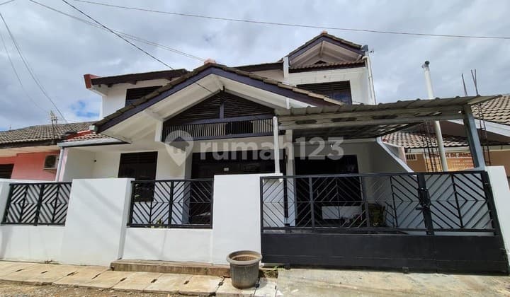 Dijual Rumah Luas 2 Lantai Siap Huni Dekat Naga Swalayan dan Mall Pakuwon di Pekayon Bekasi