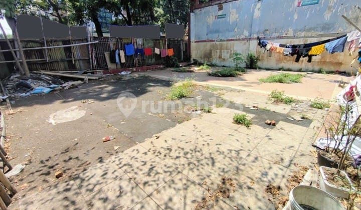 Bangunan Harga Tanah Di Pusat Perkantoran - Area Bagus Untuk Bisnis & Perkantoran