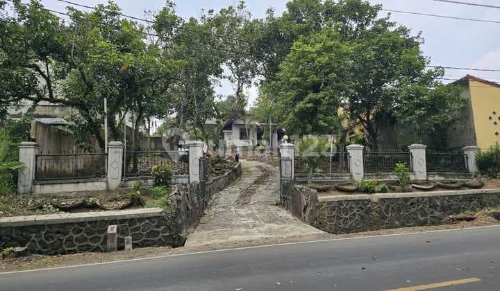 Dijual Rumah Besar 5 Kamar Tidur di Jl. Raya Pandeglang 3 Menit ke Tol Rangkasbitung