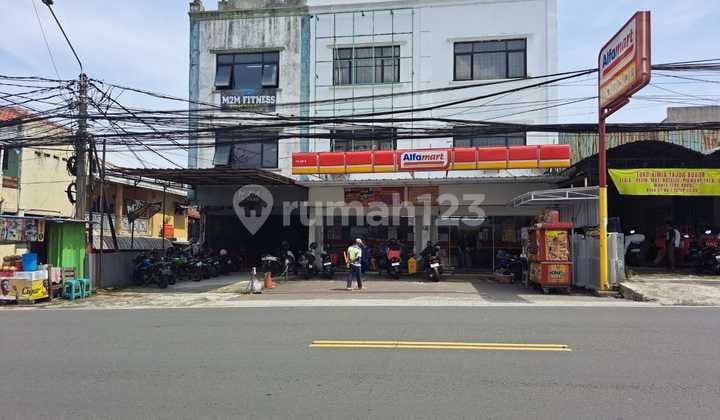 Dijual Ruko Gandeng 3 Lantai Cocok Buat Usaha