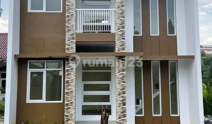 For Sale Ready to occupy house in Griya Cahaya Cipageran complex, North Cimahi.