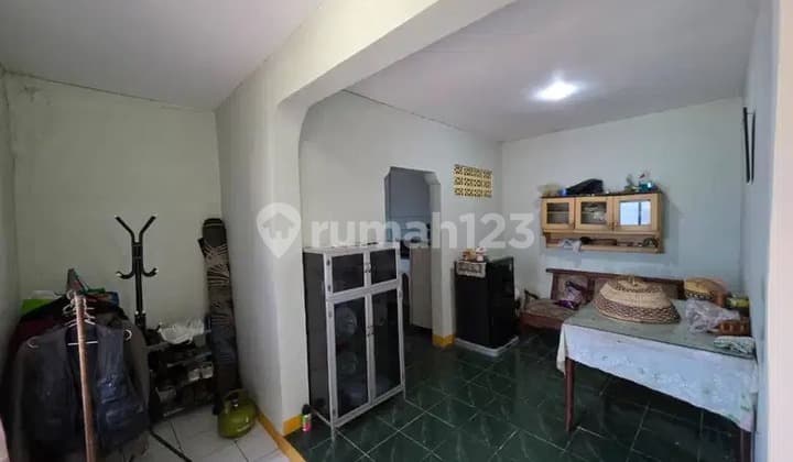 For Sale House in Cipageran Asri Complex. Mountainous Serene Atmosphere with a View of Bandung City.