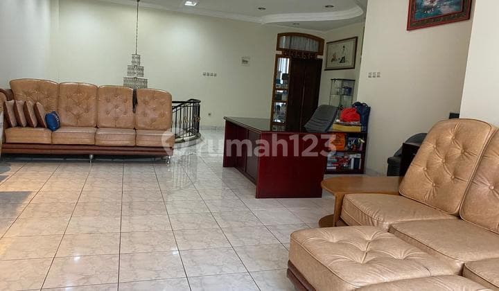 Dijual Rumah Mainroad Setraduta Raya Sutami Surya Sumantri