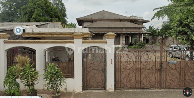Rumah Mewah Luas di Jakarta Selatan Dijual Murah !