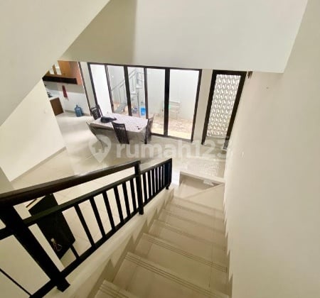 Ready-to-Live House for Sale in Summarecon Bandung