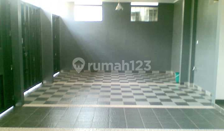 For Rent / Sewa Rumah 3 Lt Sayap Pajajaran