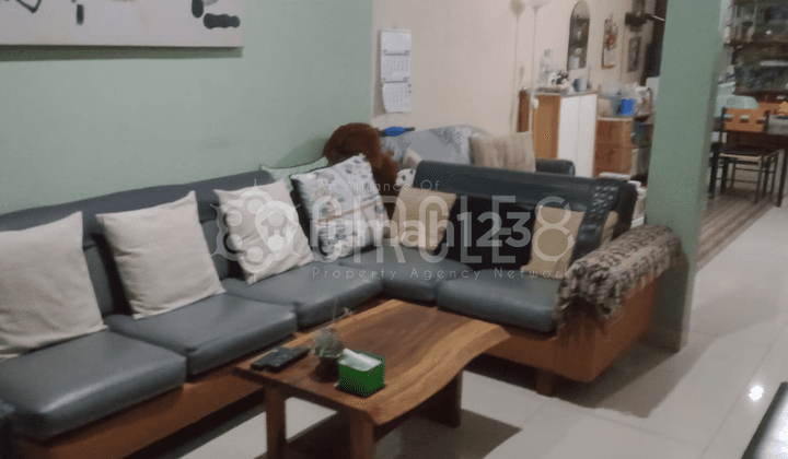 Dijual Rumah Luas di Antapani Tengah Bandung