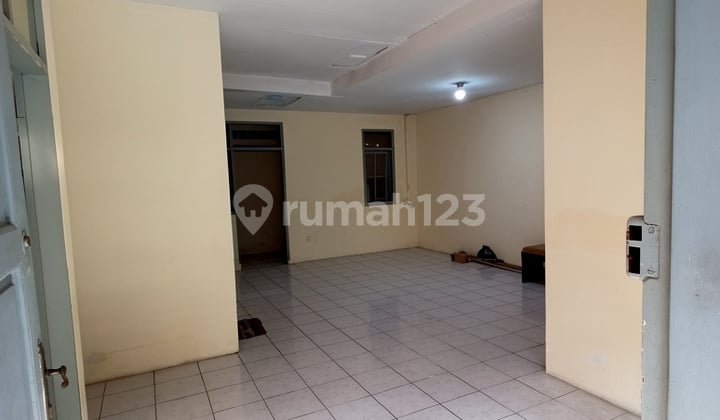 Dijual Rumah Siap Huni di Taman Kopo Indah