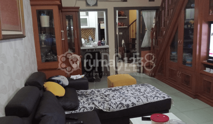 Rumah 2 Lantai Dijual di Antapani Bandung
