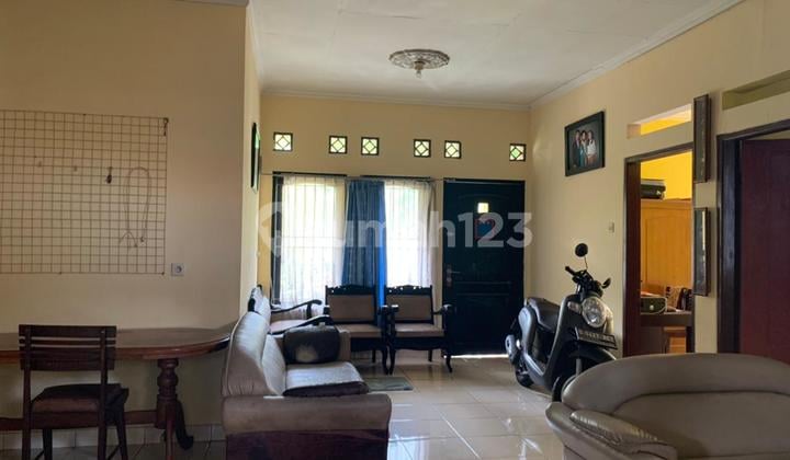 Rumah Cikutra Lt 168m2 Kodya Dekat Kampus Widyatama Cikutra