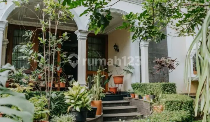 Dijual Rumah Luas di Karang Setra Sukajadi