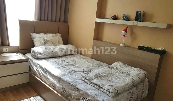 Landmark Apartment 2 Bedrooms For Sale. Quick Sale, Strategic and Attractive Location, Price Still Negotiable, 2 Bedrooms.