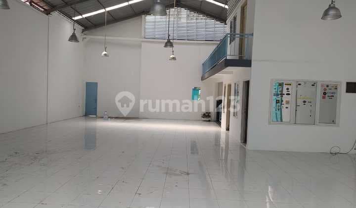 Gudang 2 Lantai Mainroad Bkr Jual Cepat Hadap Utara