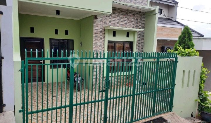 Rumah 2 Lantai Siap Huni di Billy Moon, Duren Sawit, Jakarta Timur