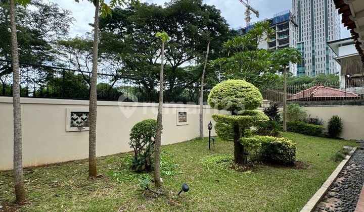 Rumah Super Cantik di Kawasan Elite Pusat Kota Dekat Siloam,Uph,Mall Lippo dan Tol