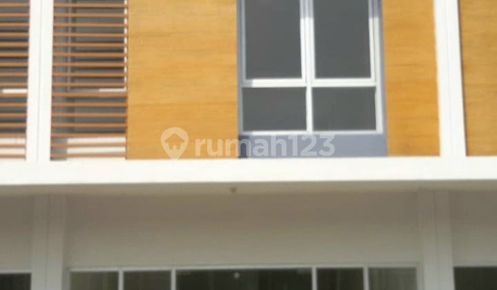 Ruko Siap Pakai Dan Murah Di Dalam Kawasan Industri Dengan Kondisi Bagus