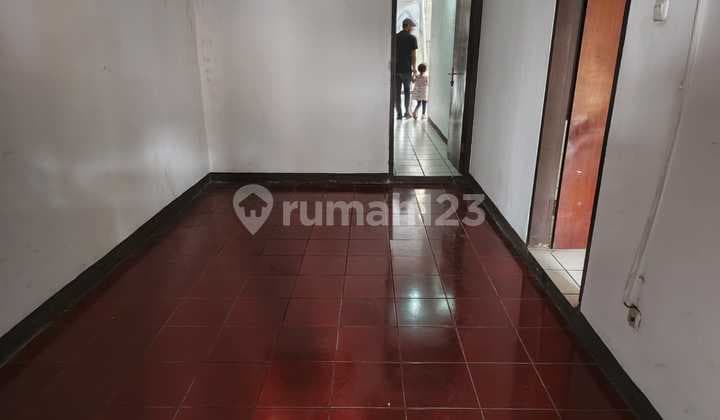 Suryalaya Luas Multifunctional Office