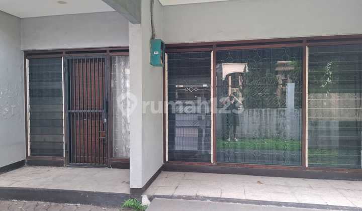 Spacious and Comfortable Sumber Hegar House