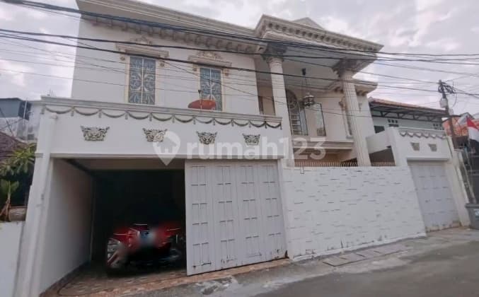 Rumah 2 Lantai Dekat Stasiun Tebet di Jl. Tebet Utara, Tebet Timur, Jakarta Selatam