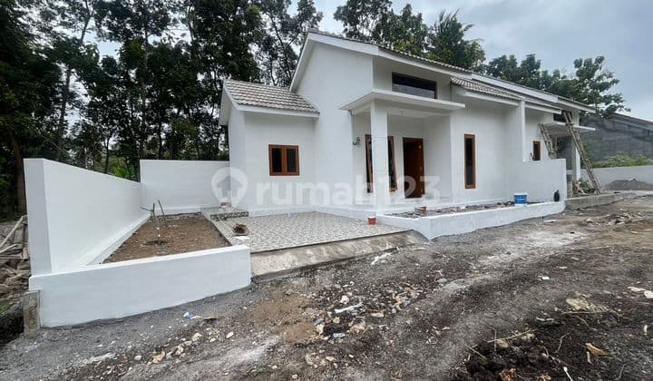 Rare Find! 300 Million IDR House in Gamping, Sleman, West of UMY Campus