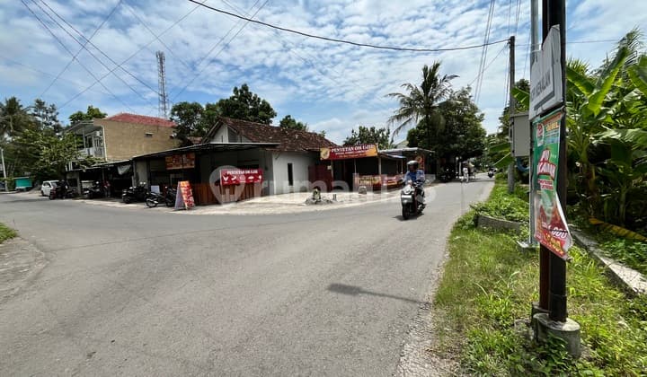 Tanah Tamantirto, Umy: Area Hidup 24 Jam - Cashflow Lebih Stabil, Kost Laris