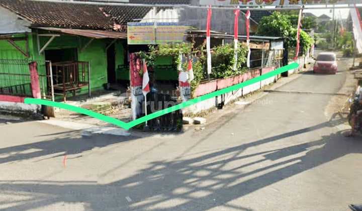 Jogja Land by the Roadside: East Mall, SHM Ready for Notary Deed.