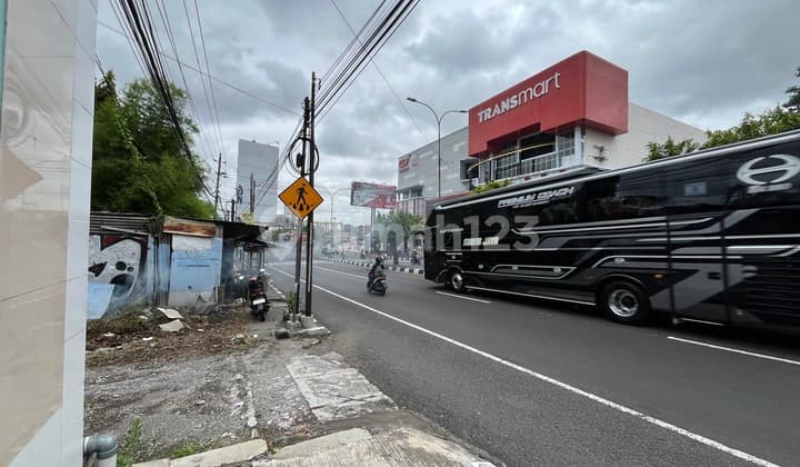 Land Opposite Transmart: Mall + Residential Complex, a Rare Combination in Maguwoharjo