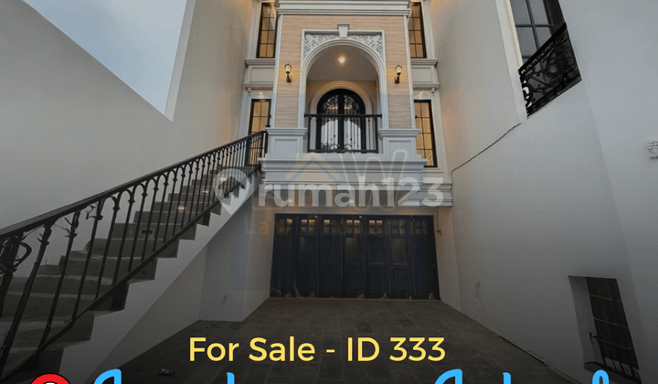 Rumah Modern Classic 3 Lantai, Premium Kolam Renang, Jagakarsa, Jaksel