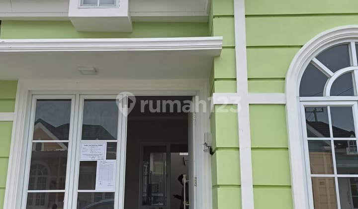 Fast Takeover! Ready-to-Occupy House in Britania Bekasi - Fully Renovated & Complete Facilities!