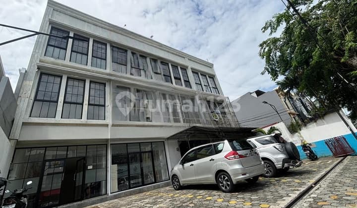 Di Jual Ruko 3 Lantai Ditebet Raya, Jakse. Strategis Akses 2 Mobil+