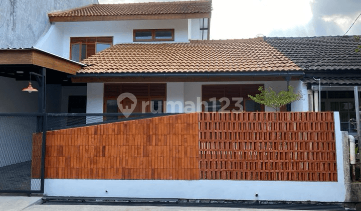 Rumah Art Deco Arcamanik (SHM) Pusat kota
