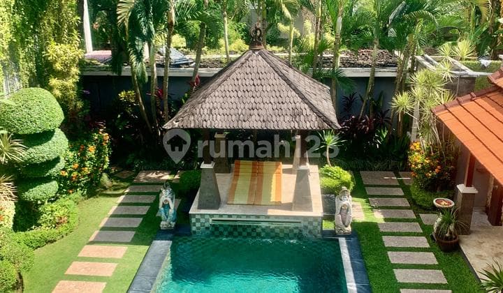 Villa Cantik 3 Bedrooms Dekat Dengan Pantai Berawa