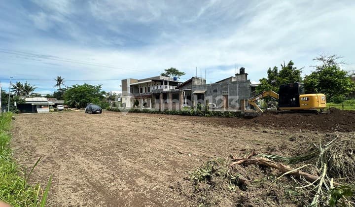 Tanah SHM Palagan Strategis Pinggir Jalan Raya