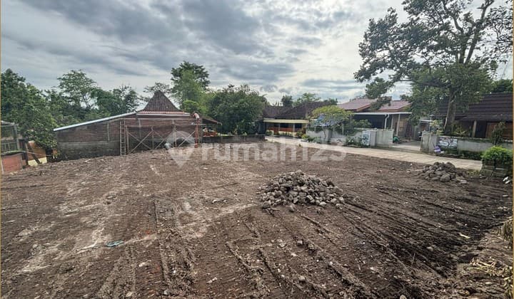 SHM Land Pandaran 3 Minutes to UII Central Strategic Location