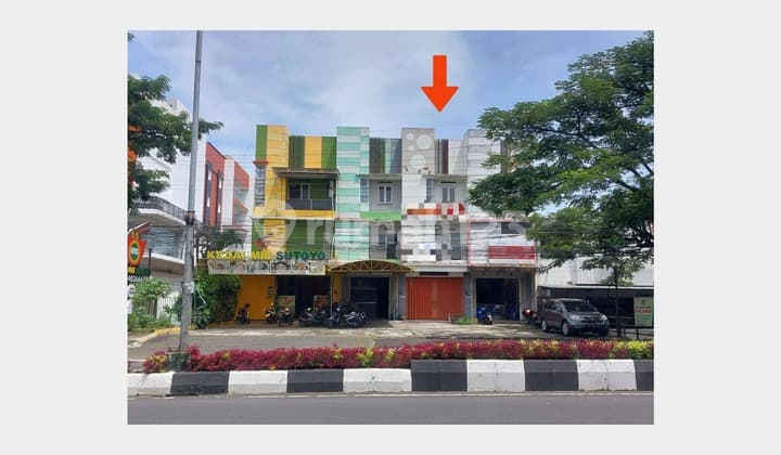 Murah Ruko Lokasi Strategis di Jalan Raya Letjen Sutoyo Malang