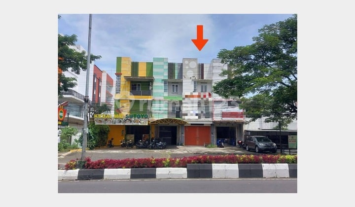 Murah Ruko Lokasi Strategis di Jalan Raya Letjen Sutoyo Malang