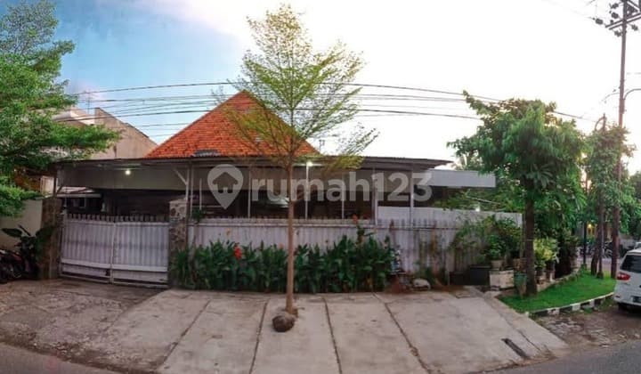 Affordable House, Land Calculation & Strategic Location in Tegalsari, Surabaya