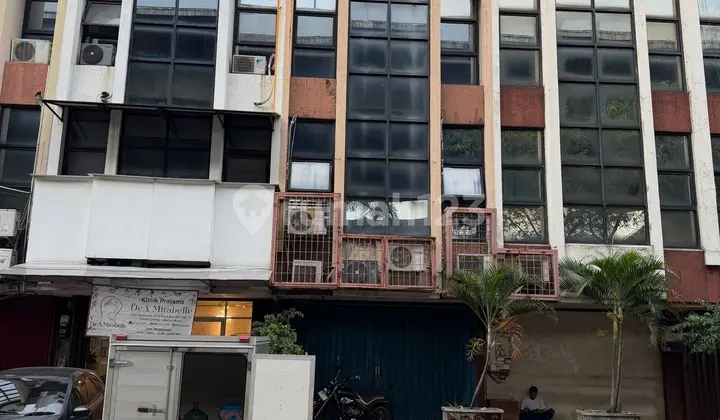Dijual Ruko 3 Lantai Lokasi Strategis di Pegangsaan Dua Kelapa Gading Jakarta Utara